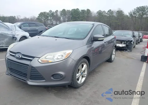 2014 Ford Focus Se z USA, uszkodzony, nr VIN 1FADP3K27EL152639
